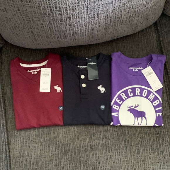 Kids Abercrombie Tee Bundle - Picture 1 of 7